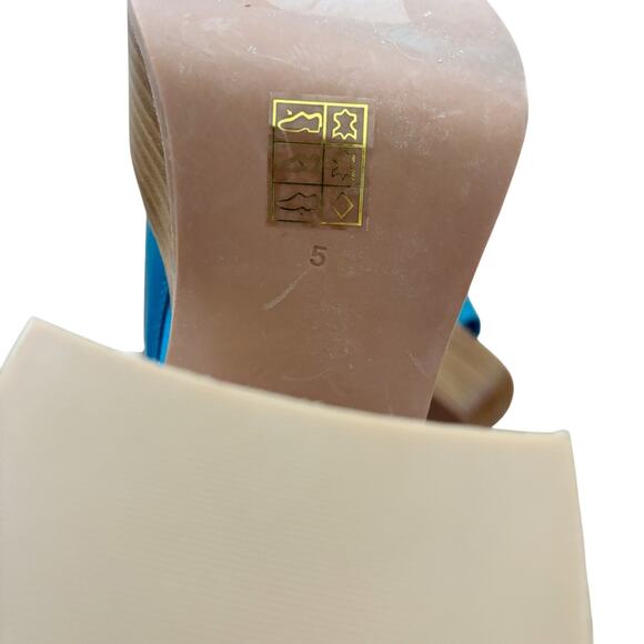 Jeffrey Campbell 5 - Picture 10 of 10